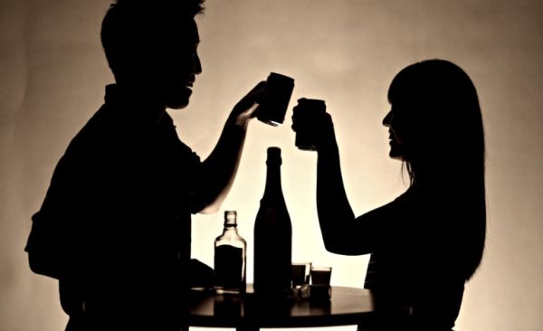 couple alcohol