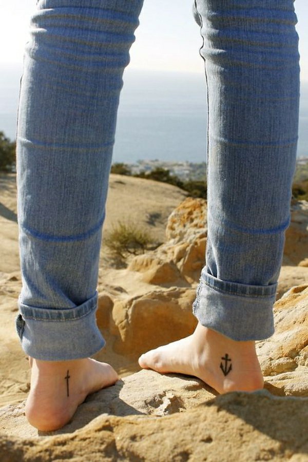 tatouages pieds image 406