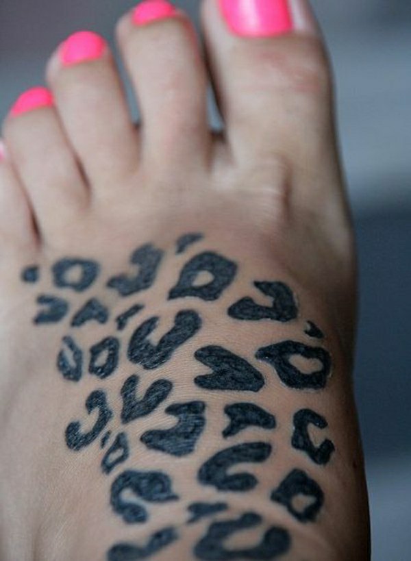 tatouages pieds image 420