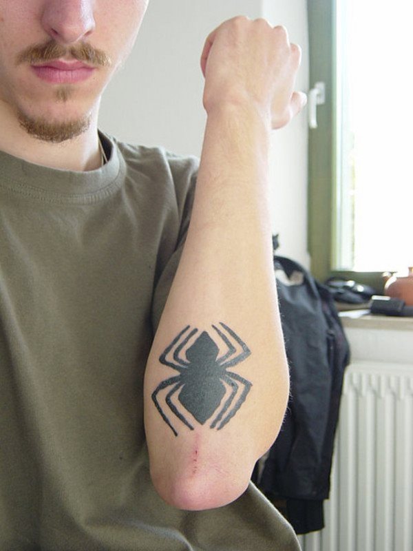 photo tatouage hommes photo tatouage hommes 700