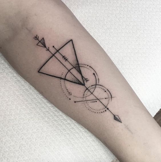 tatouage geometrique 04