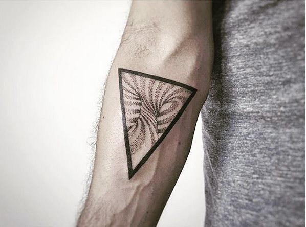 tatouages geometriques 38