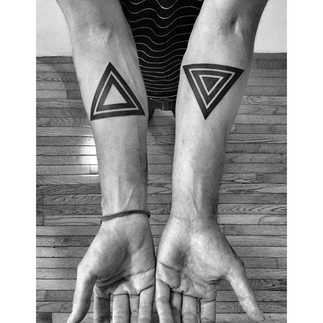 tatouages geometriques 50