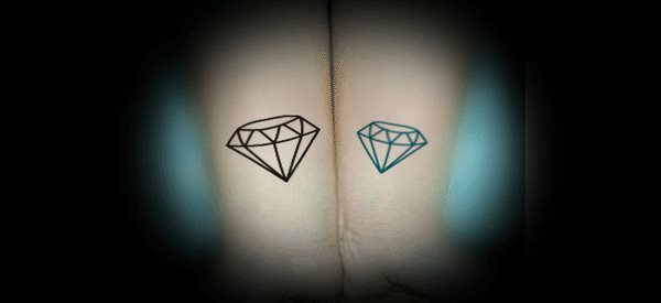 tatuaje de diamante, tatuajes en la muñeca