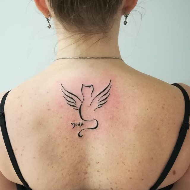 tattoo feminin ailes 19