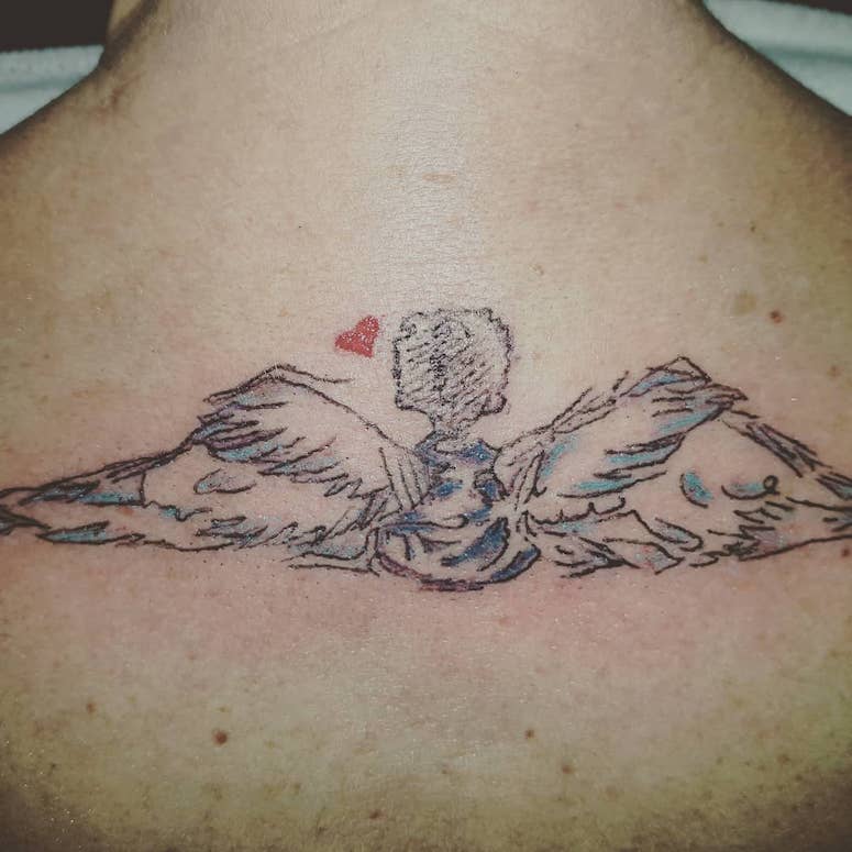 tattoo feminin ange 24