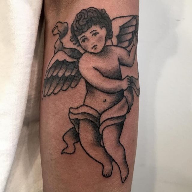 tattoo feminin ange 58