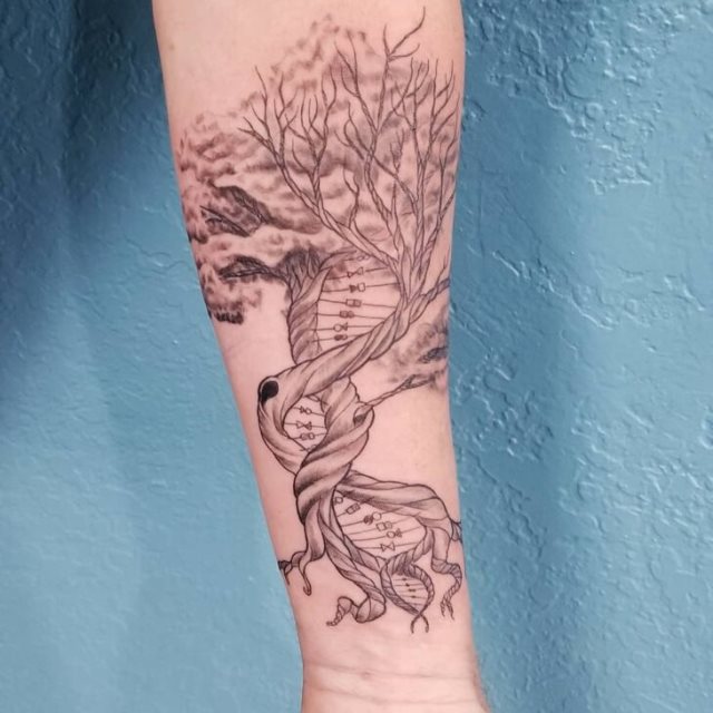 tattoo feminin arbre 72