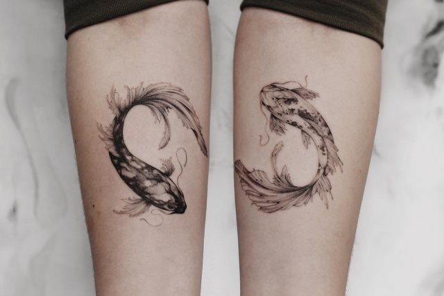 tattoo feminin de carpe 70