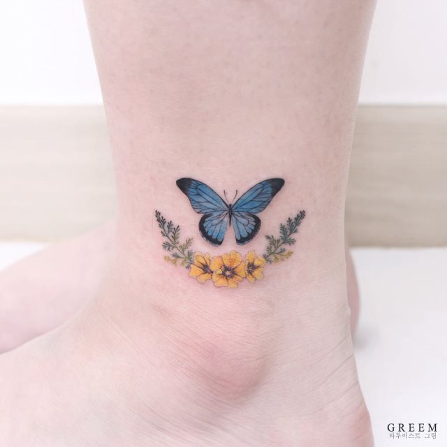 tattoo feminin de papillon 165