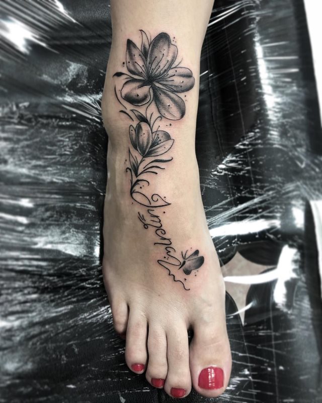 tattoo feminin de papillon 174