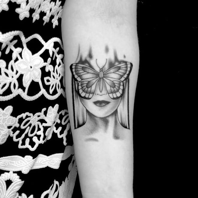 tattoo feminin de papillon 19