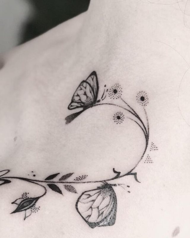 tattoo feminin de papillon 29