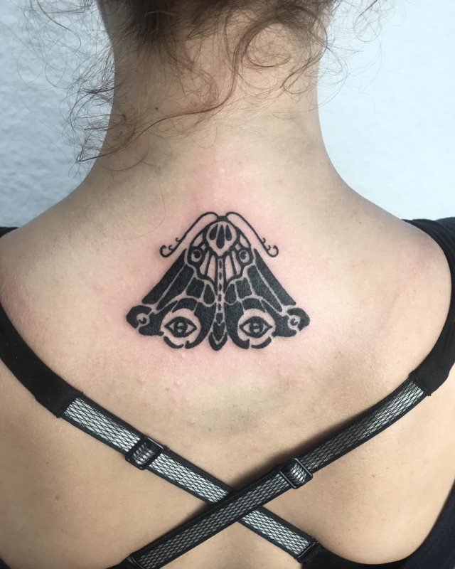 tattoo feminin de papillon 47