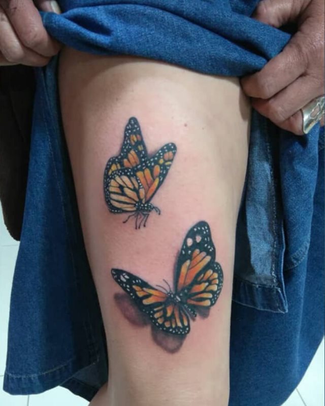 tattoo feminin de papillon 90