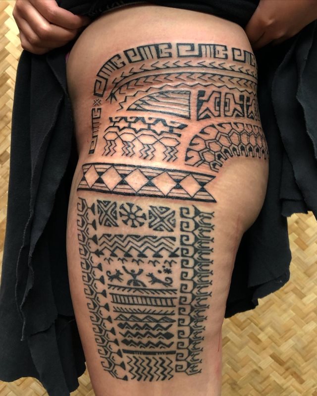tattoo feminin de tribal 30