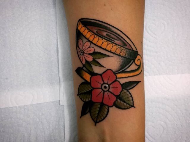 tattoo feminin old school 71