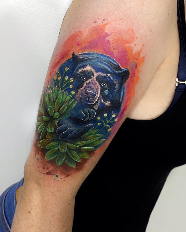 tattoo feminin ours 40