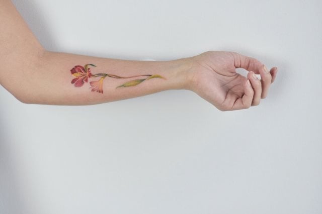 tattoo feminin pour bras 44
