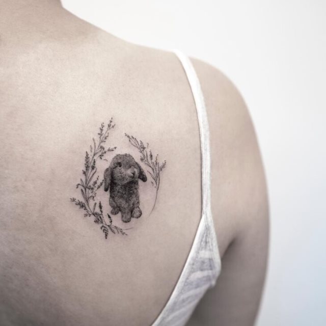 tattoo feminin pour dos 166