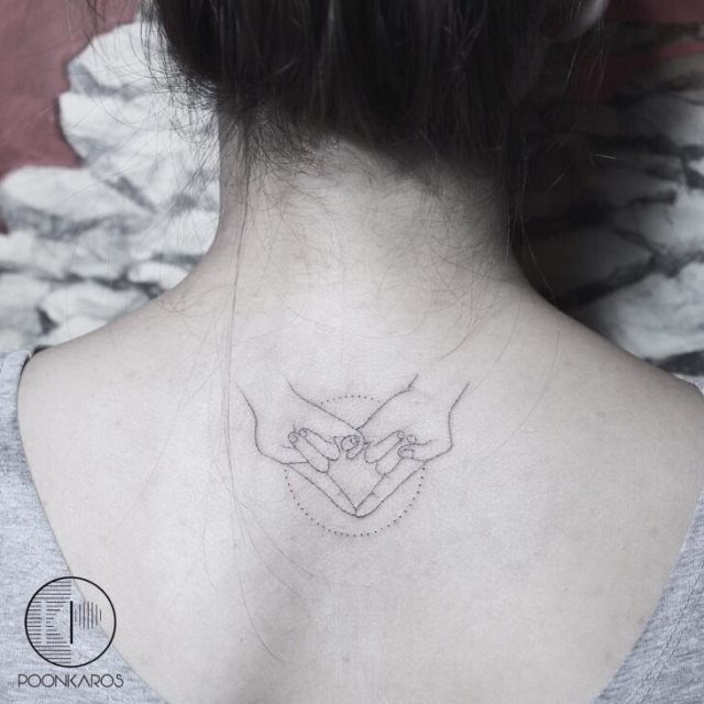 tattoo feminin pour dos 51