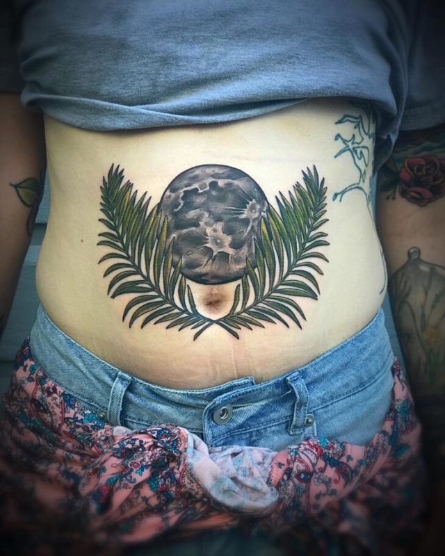 tattoo feminin pour ventre 08