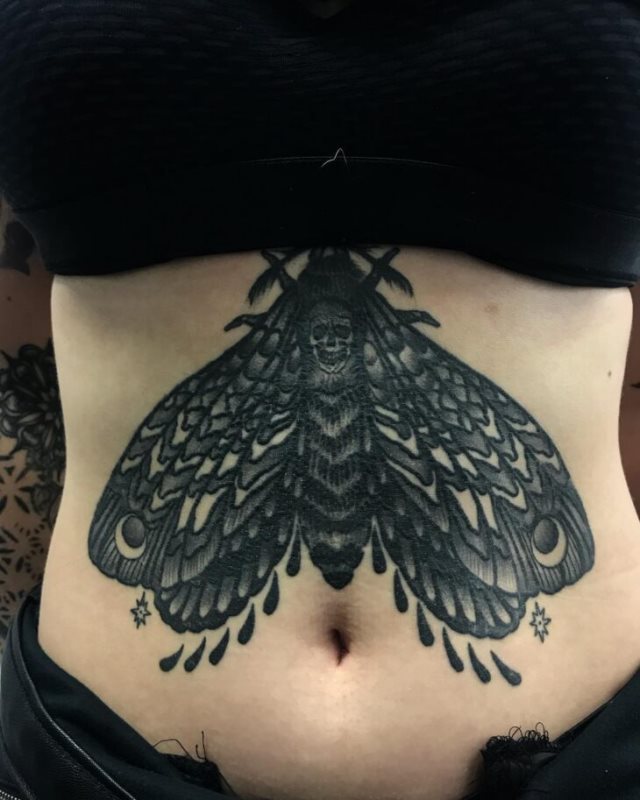 tattoo feminin pour ventre 27