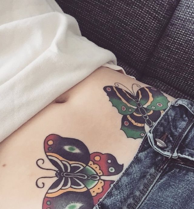 tattoo feminin pour ventre 68
