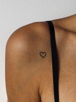 25 tatouage coeur photo