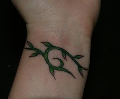 tatouage arbre 573