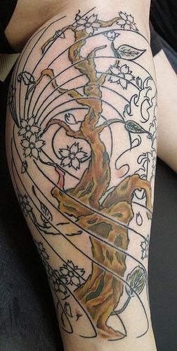 tatouage arbre 517