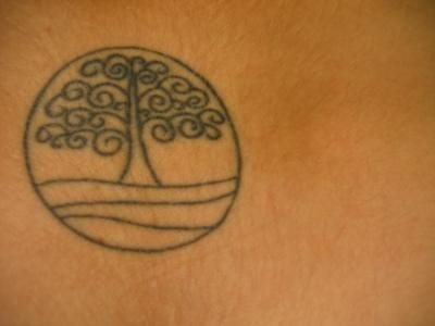 tatouage arbre 524