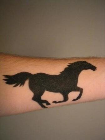 tatouage cheval 527