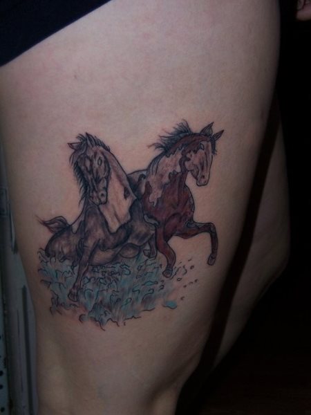 tatouage cheval 557