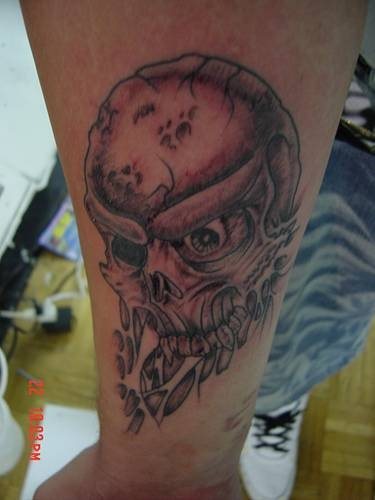 tatouage crâne 550