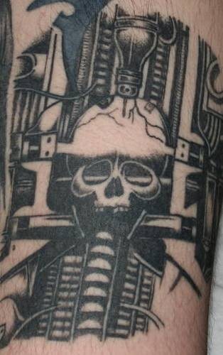 tatouage crâne 555