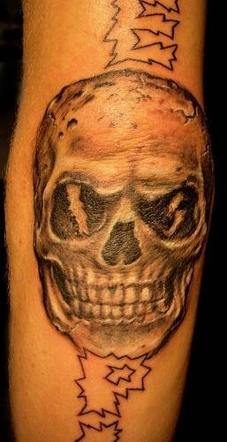 tatouage crâne 567