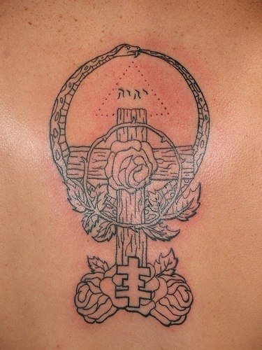 tatouage croix 516