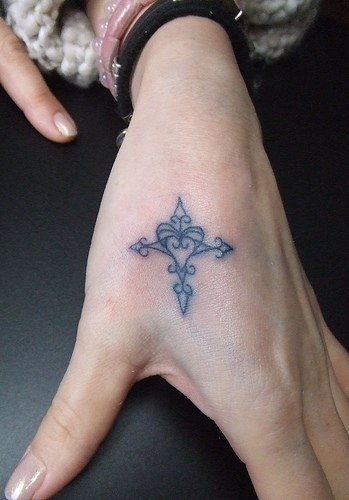 tatouage croix 517