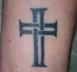 tatouage croix 537