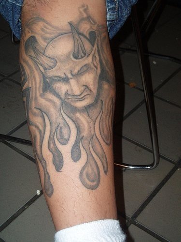tatouage diable 566