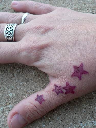 tatouage étoile 1041