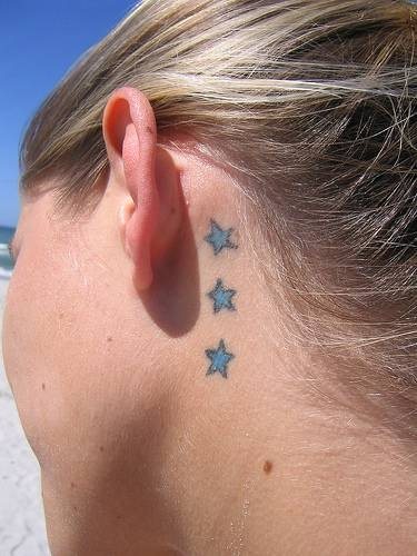 tatouage étoile 1046