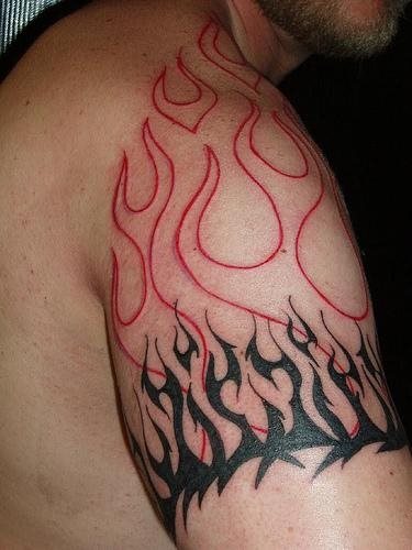 tatouage flamme feu 1082