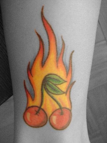 tatouage flamme feu 1115