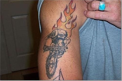 tatouage flamme feu 1013