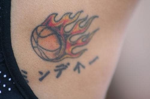tatouage flamme feu 1028