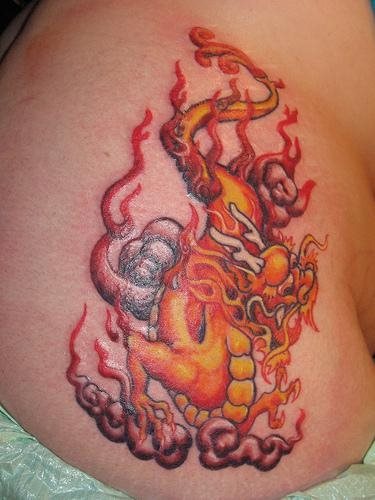 tatouage flamme feu 1046