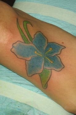 tatouage orchidee fleur 1018