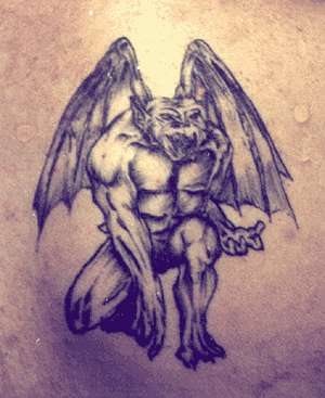 tatouage gargouille 1005